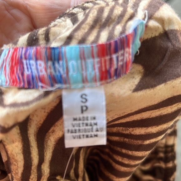 Skirt by urban outfitters - Picture 4 of 4